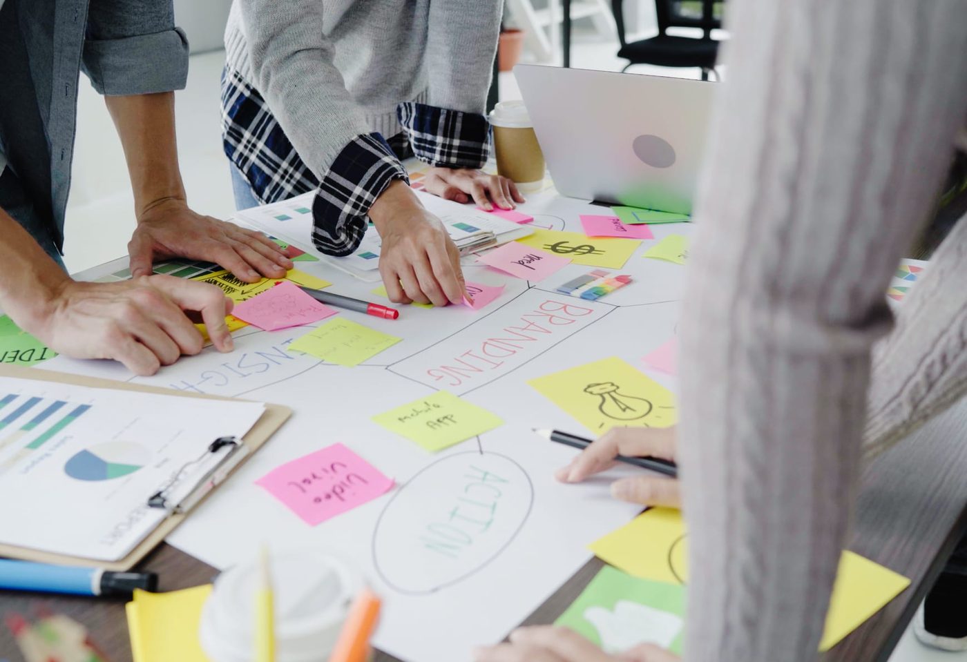 - startup - the power of creativity - ux/ui
