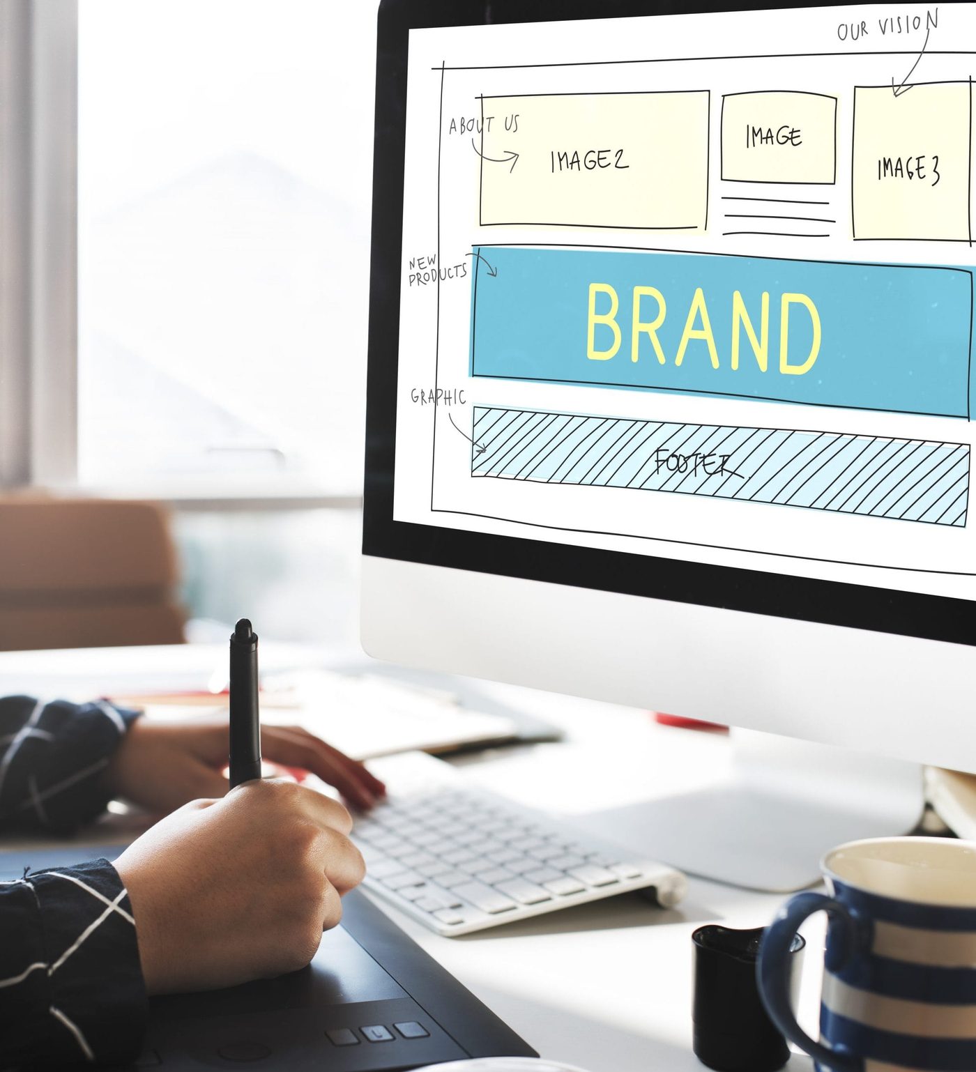 - ui/ux - concepto interfaz usuario plan sitio web marketing marca registrada scaled e1675703525462 - ui/ux
