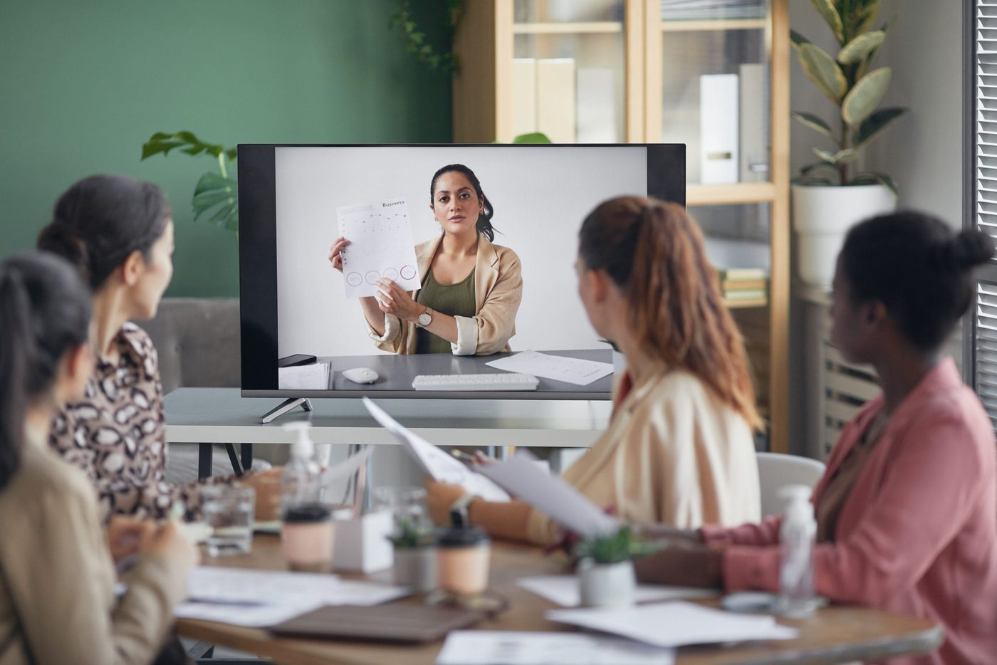- in-office - business meeting with online coaching 2021 09 24 04 13 46 utc scaled - ui/ux