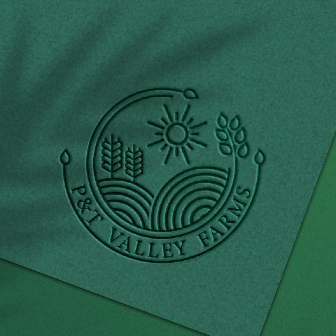 P&t valley farms - logo